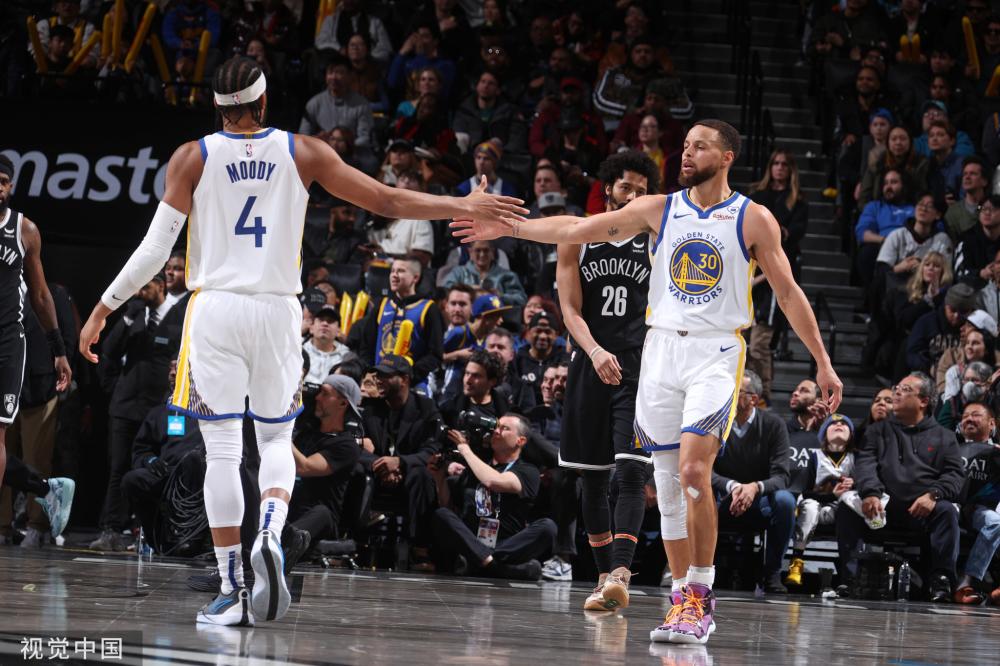 每位成员都 每位成员都